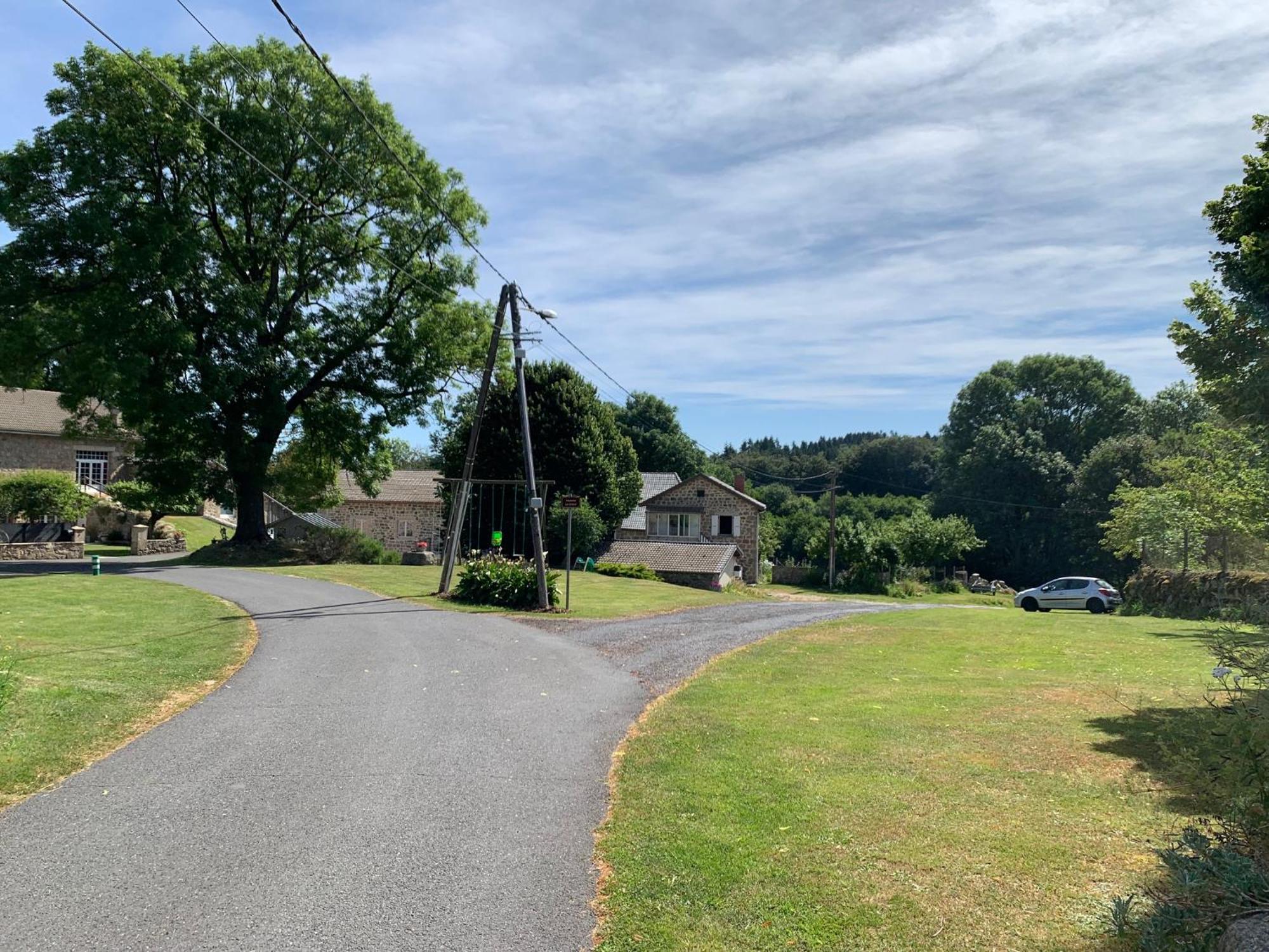 Ferme Au Calme A 15Mn Du Chambon Sur Lignon Villa Saint-Jeures Bagian luar foto