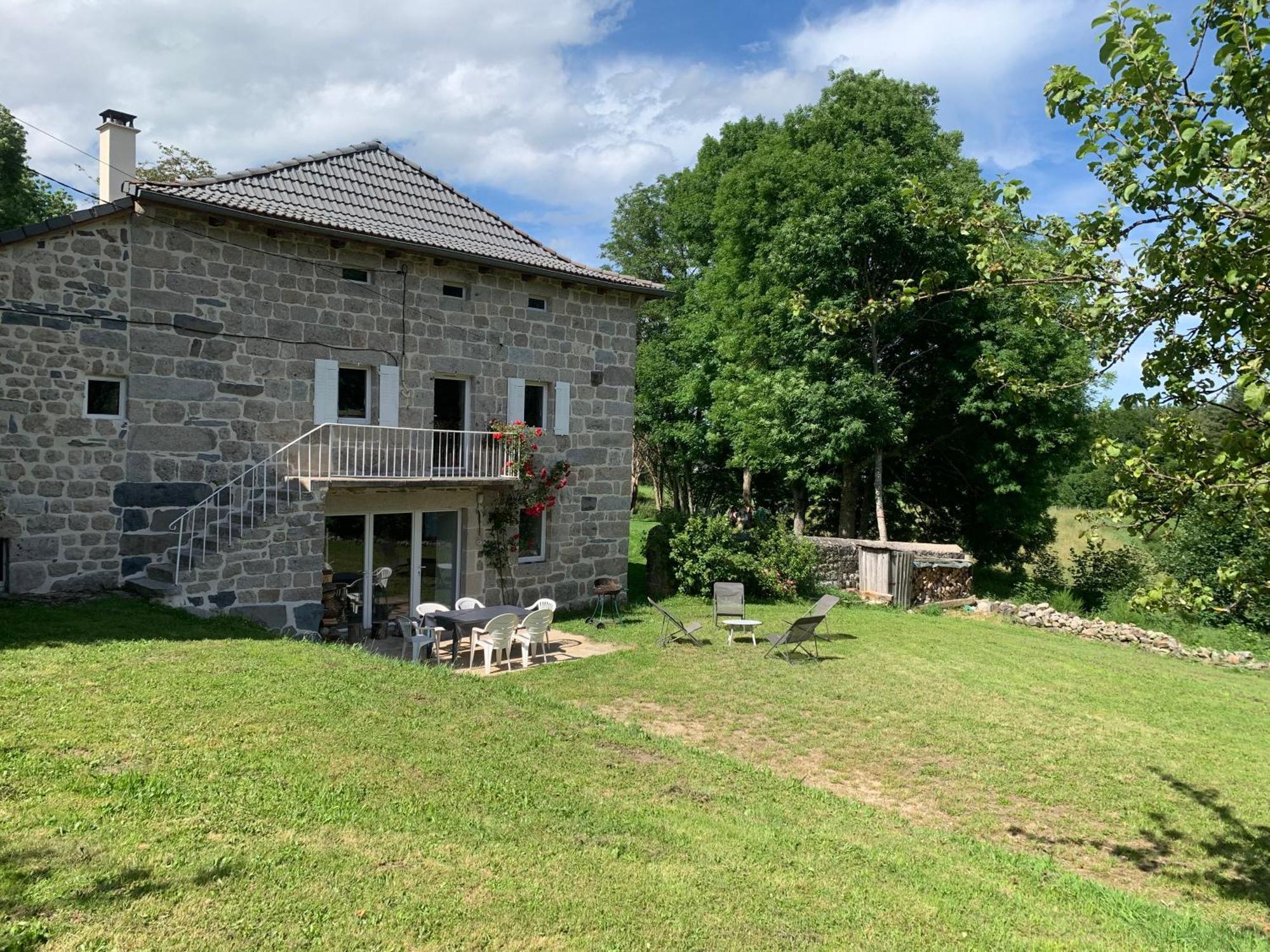 Ferme Au Calme A 15Mn Du Chambon Sur Lignon Villa Saint-Jeures Bagian luar foto