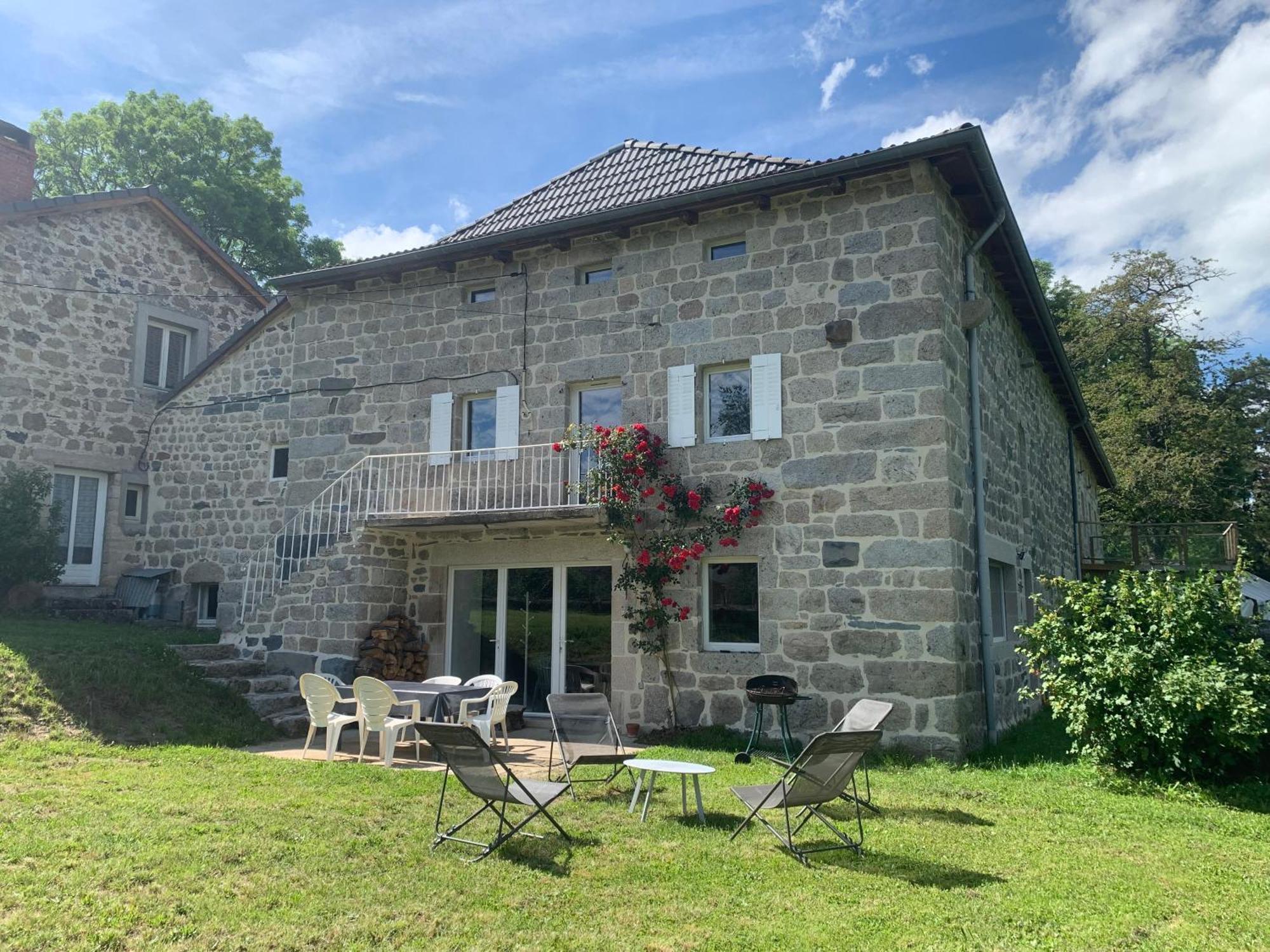 Ferme Au Calme A 15Mn Du Chambon Sur Lignon Villa Saint-Jeures Bagian luar foto